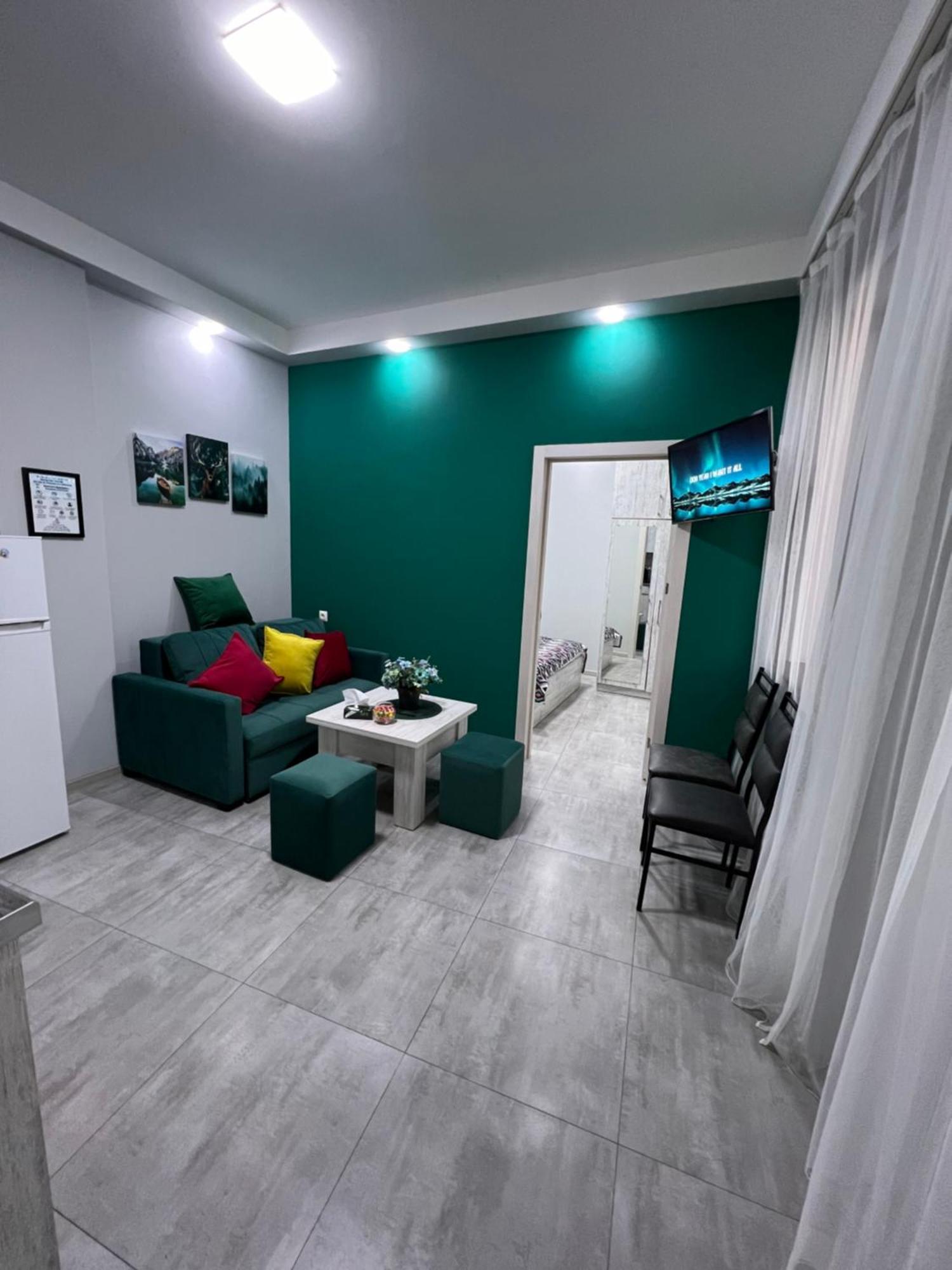 Cosy Apartment With Good Location Self Check In Ereván Exterior foto