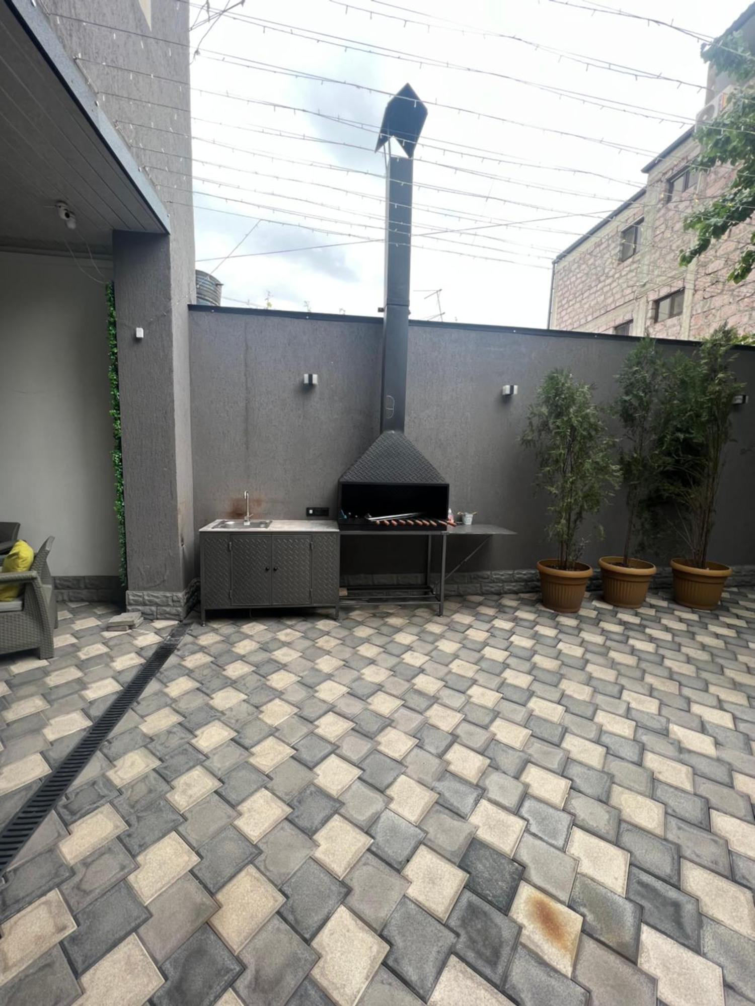 Cosy Apartment With Good Location Self Check In Ereván Exterior foto