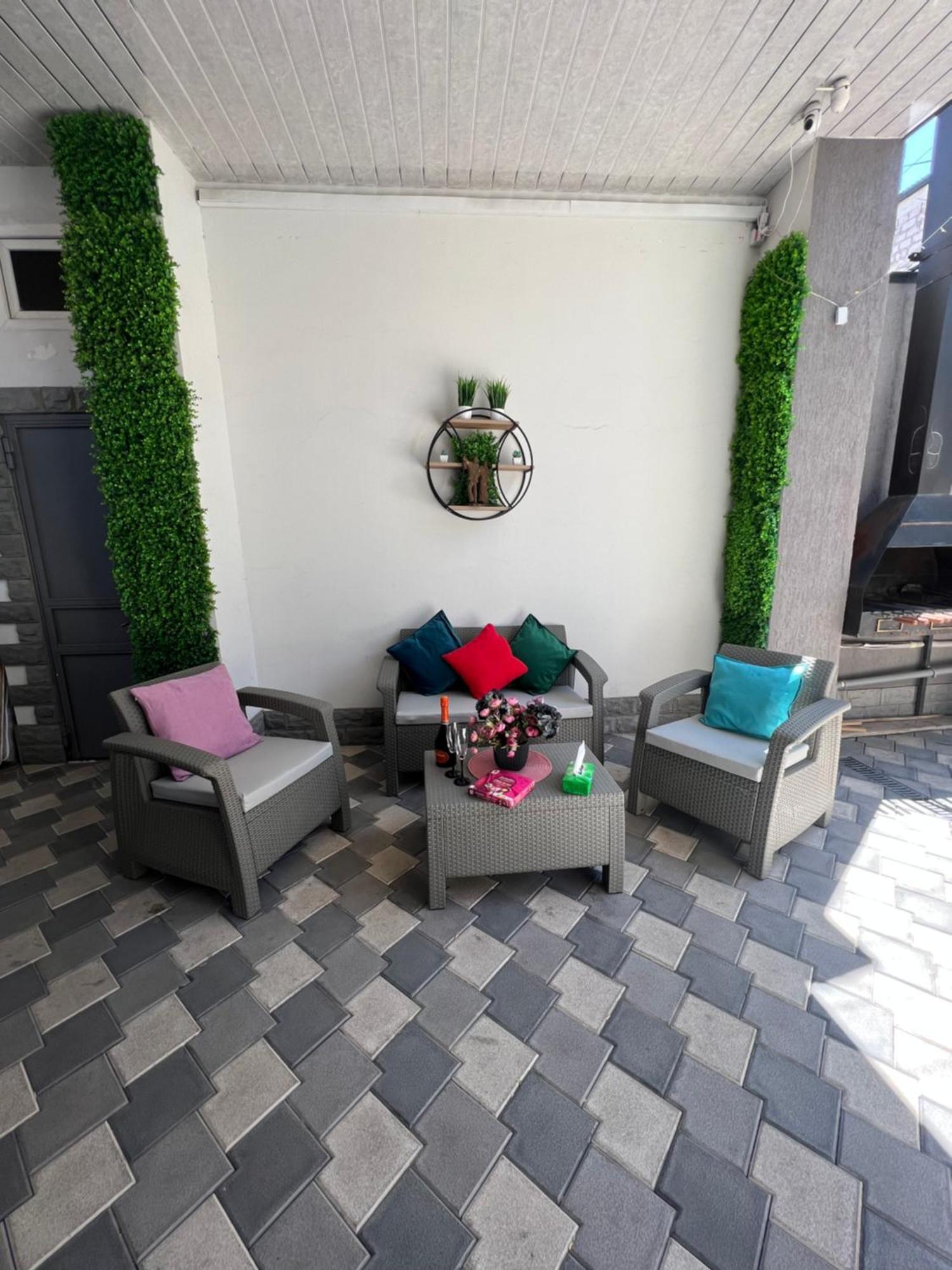 Cosy Apartment With Good Location Self Check In Ereván Exterior foto